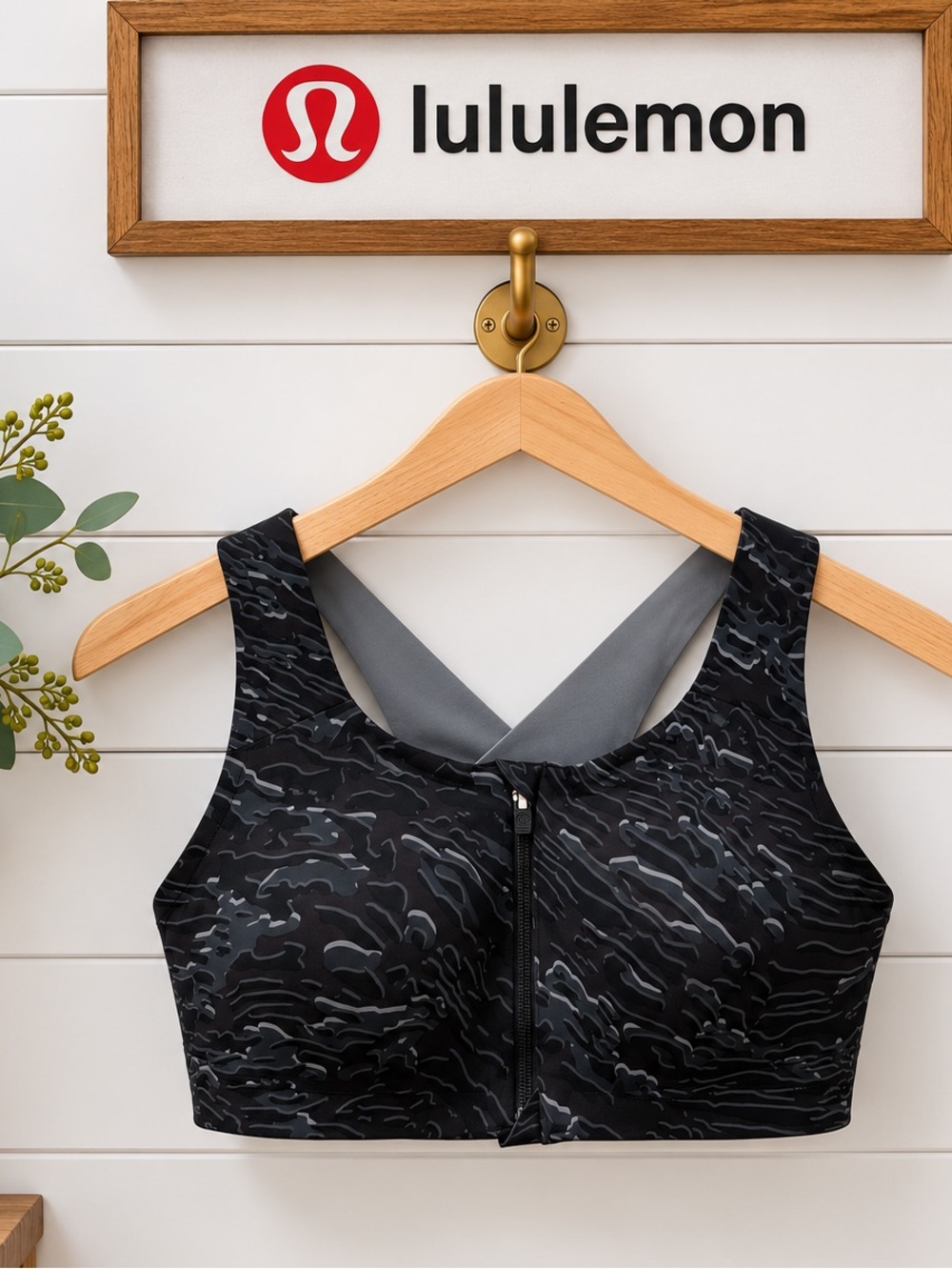 Lululemon Enlite Bra Zip Front – Size 36C